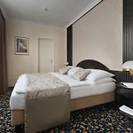 Hotel Ea Royal Esprit 4*