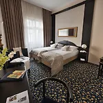 Ea Royal Esprit Prag