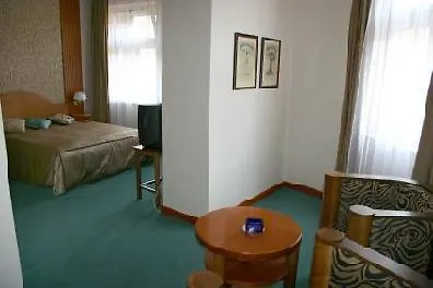 Ea Royal Esprit Prága