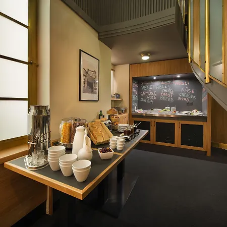 Ea Royal Esprit 4* Praha