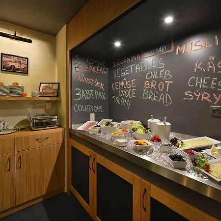 Ea Royal Esprit Praha