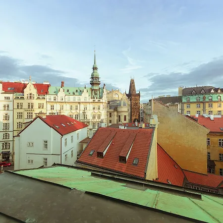 Ea Royal Esprit Hotel