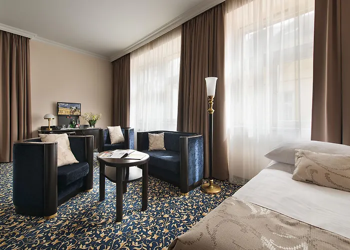 Ea Royal Esprit Hotell