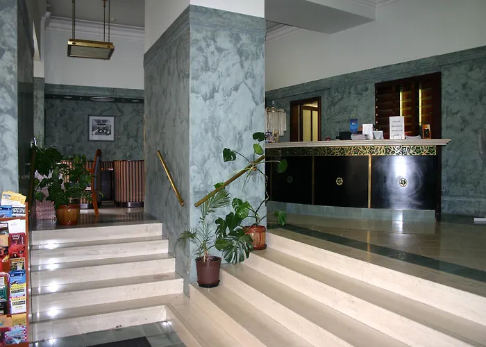 Ea Royal Esprit Hotell