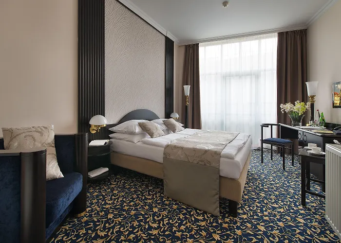 Hotell Ea Royal Esprit