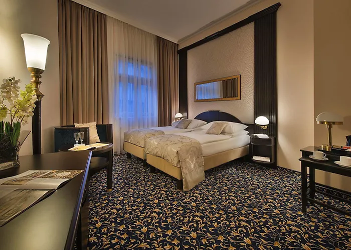 Hotell Ea Royal Esprit 4*
